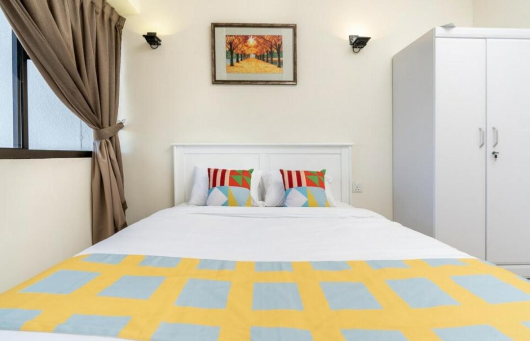 Executives Pantai Seaview Batu Ferringhi 2704 - 2 Bedrooms Exteriér fotografie